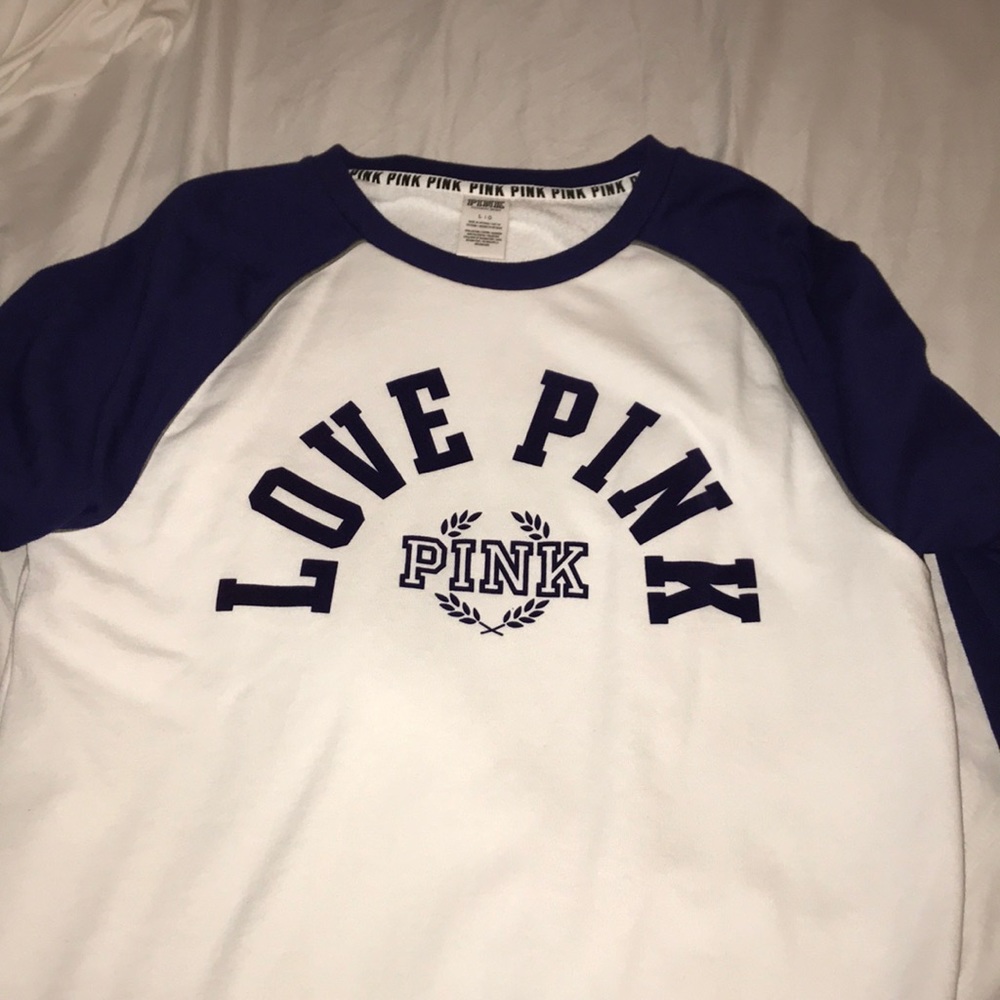 Victoria secret Pink-crew sweater.